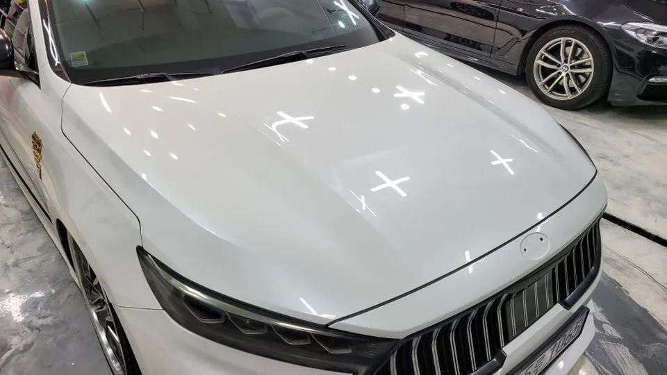 Kia K7 Premierのカーラッピング事例 施工写真 3