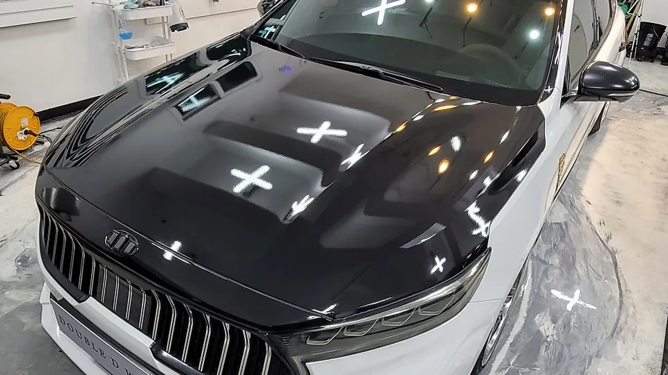 Kia K7 Premierのカーラッピング事例 施工写真 6