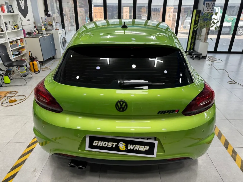 Volkswagen Sciroccoのカーラッピング事例｜費用目安・仕上がり 施工写真 1-2