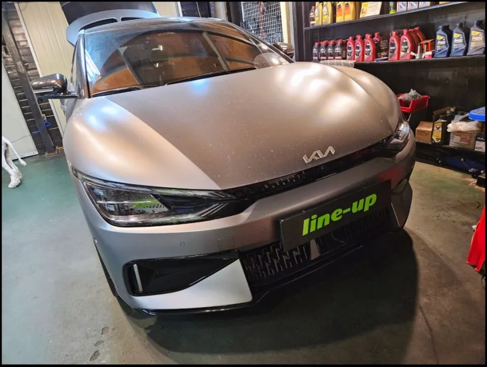 Kia EV6 Ambient Lighting Review: Enhanced Interior LEDs photo 2
