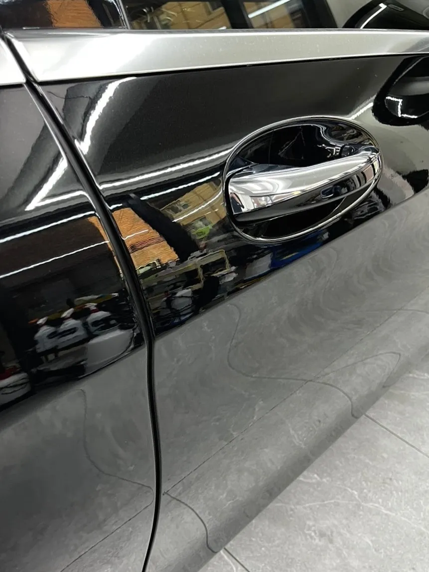 Mercedes-Benz S350 PPF施工事例:費用目安と仕上がり 施工写真 2-2