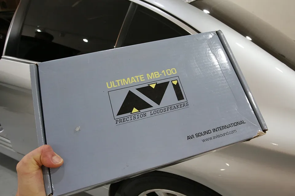 BMW 5 Series F10 car audio - BMW 5 Series F10 Car Audio Upgrade Review photo 3