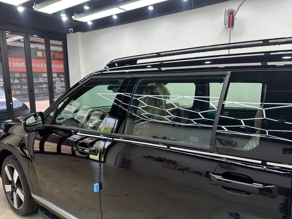Hyundai Santa Fe MX5 window tinting - Hyundai Santa Fe MX5 Window Tinting Review — Ceramic Tint photo 3