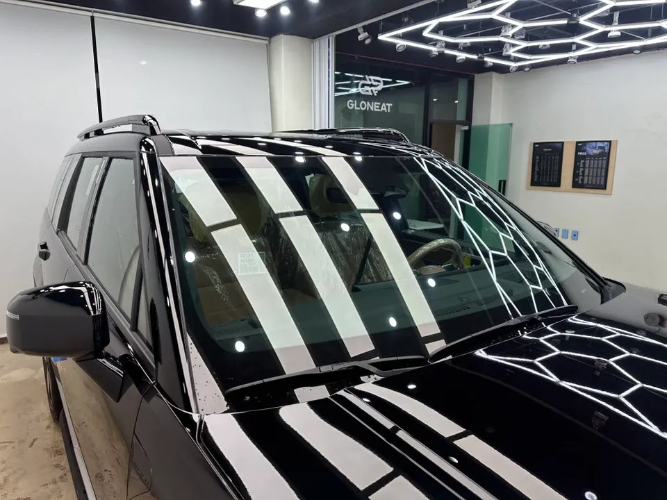 Hyundai Santa Fe MX5 window tinting - Hyundai Santa Fe MX5 Window Tinting Review — Ceramic Tint photo 4