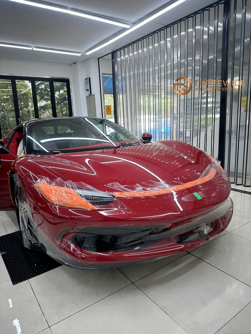 Ferrari 296 GTS PPF施工事例|費用目安と仕上がり 施工写真 3-2