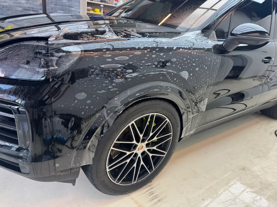 Porsche CayenneのPPF施工事例｜費用目安・仕上がり 施工写真 4-2