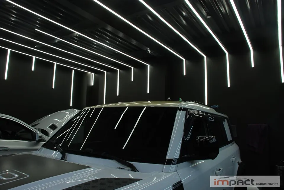 Land Rover Defender 110 vinyl wrap - Land Rover Defender 110 Vinyl Wrap Review — Cost & Results photo 5