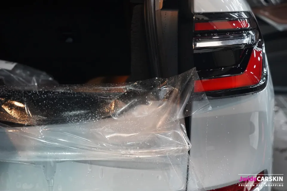 BMW X7 ppf - BMW X7 PPF Installation Review: Full Coverage photo 6