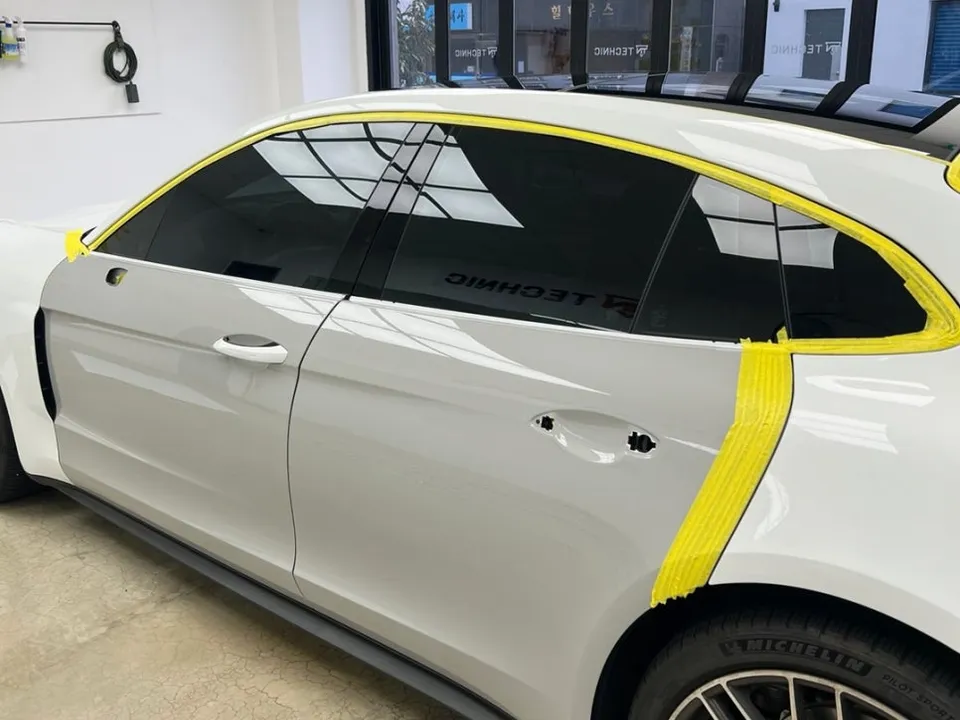 ポルシェ パナメーラ カーラッピング事例｜費用目安・仕上がり 施工写真 3-1