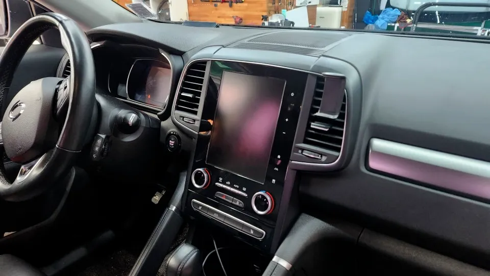 Renault Korea QM6 vinyl wrap - Renault Korea QM6 Vinyl Wrap Review: S-Link Blackout Fix photo 3