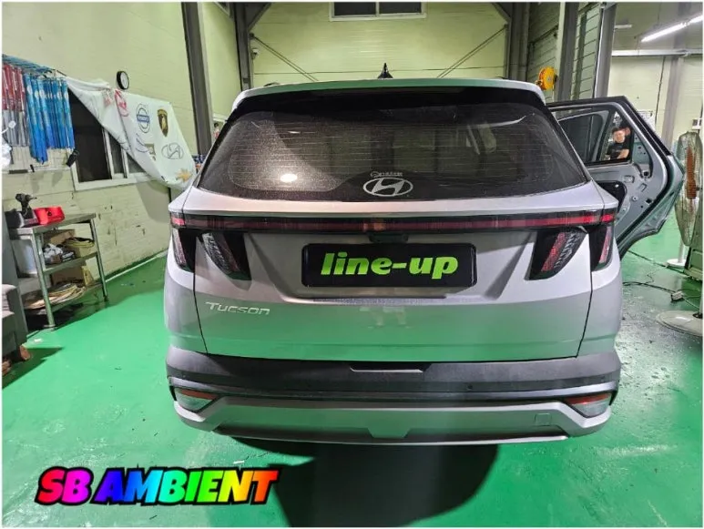 Hyundai Tucson Ambient Lighting Review — Enhanced Interior Mood photo 2