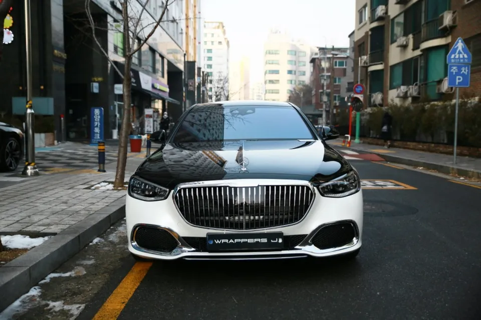 BMW 7 Seriesのカーラッピング事例｜費用目安・仕上がり 施工写真 1-3