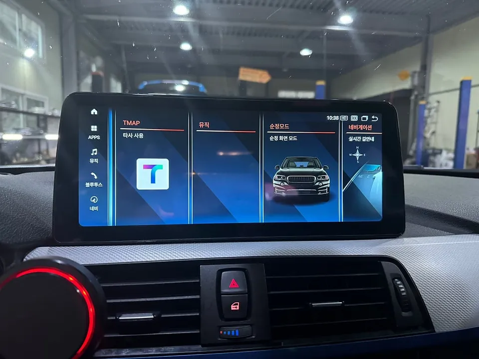 BMW 4 SeriesのAndroid Auto・CarPlay取付事例 施工写真 2-1