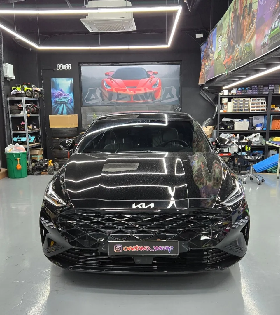 Kia K8 Ceramic Coating Review: Enhanced Gloss & Protection