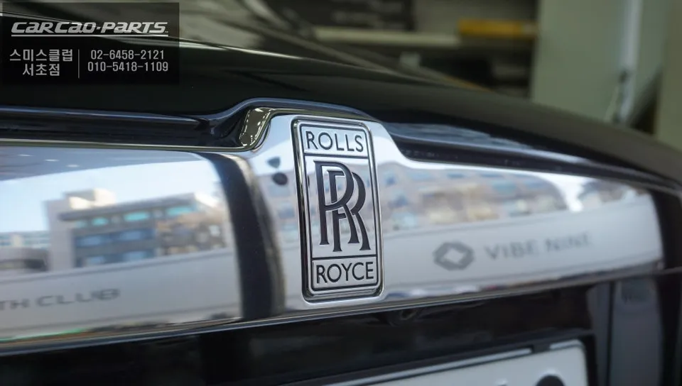 Rolls-Royce Ghost oem options - Rolls-Royce Ghost Wide Angle Mirror Upgrade Review photo 4