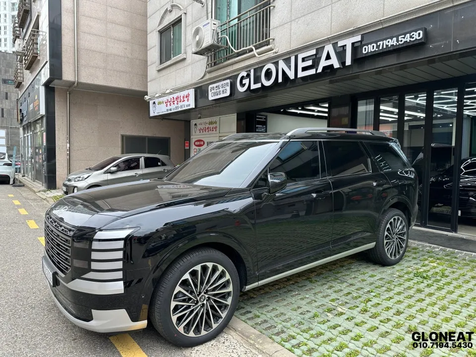 Hyundai Palisade LX3のカーラッピング事例|オールブラック化 施工写真 1-1