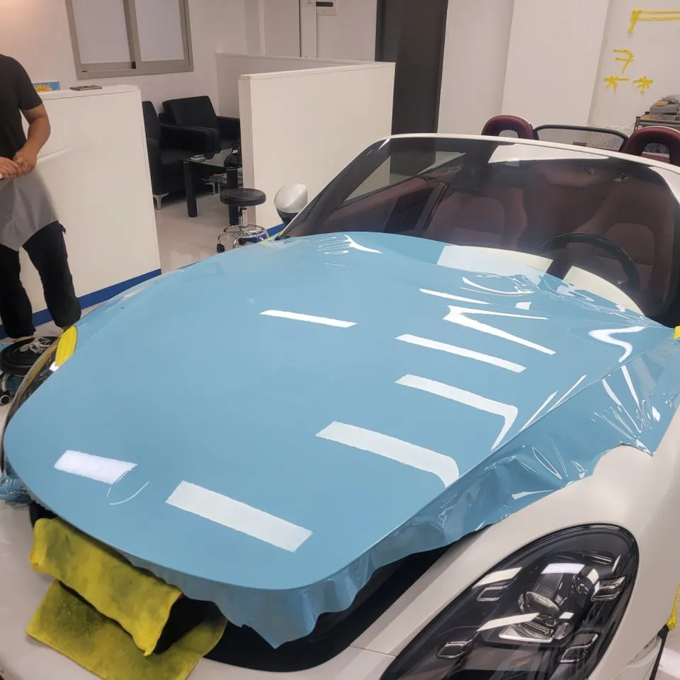 Porsche Boxsterのカーラッピング事例 施工写真 5