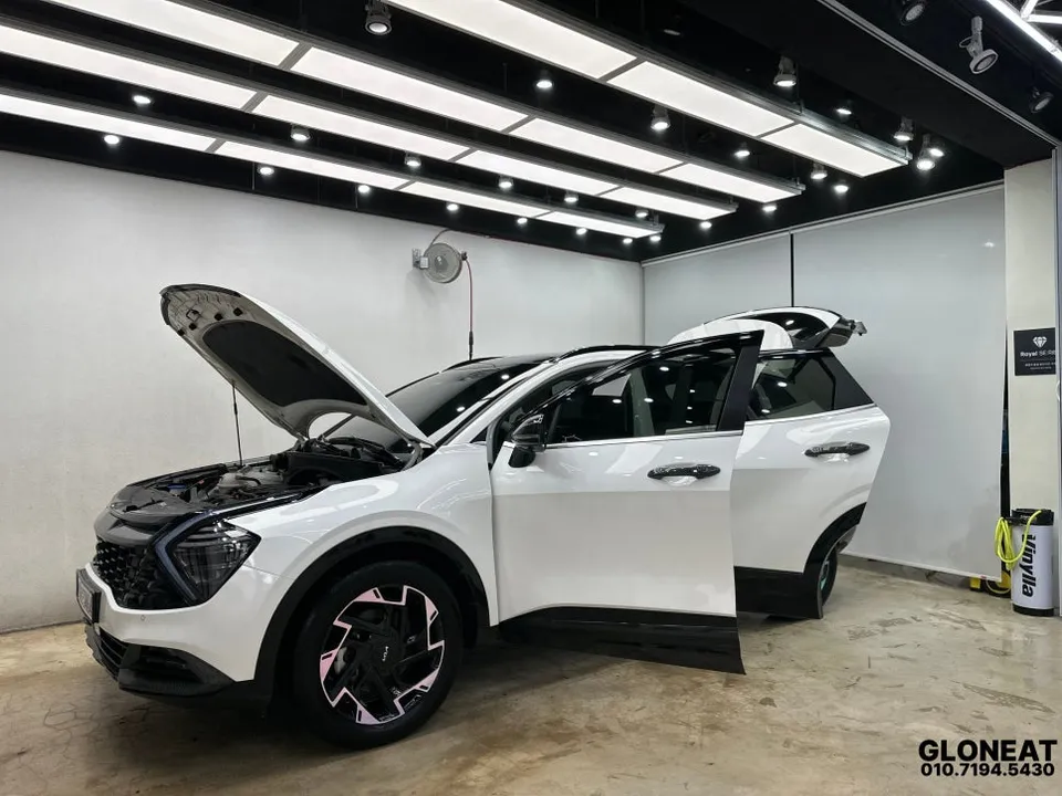 Kia Sportage NQ5のガラスコーティング事例|費用目安・仕上がり 施工写真 1-2