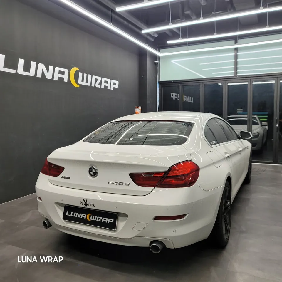 BMW 6 Seriesのカーラッピング事例|費用目安・仕上がり 施工写真 1-2