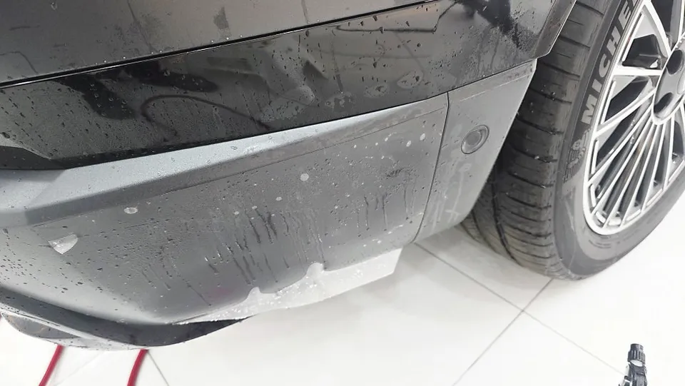 Hyundai IONIQのPPF施工事例｜費用目安と仕上がり 施工写真 2-1