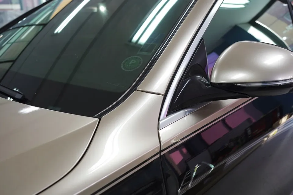 Mercedes-Benz S-Class vinyl wrap - Mercedes-Benz S-Class Vinyl Wrap Review: Two-Tone Style photo 3