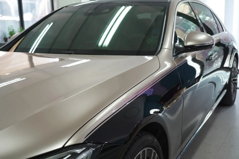 Mercedes-Benz S-Class vinyl wrap - Mercedes-Benz S-Class Vinyl Wrap Review: Two-Tone Style photo 4