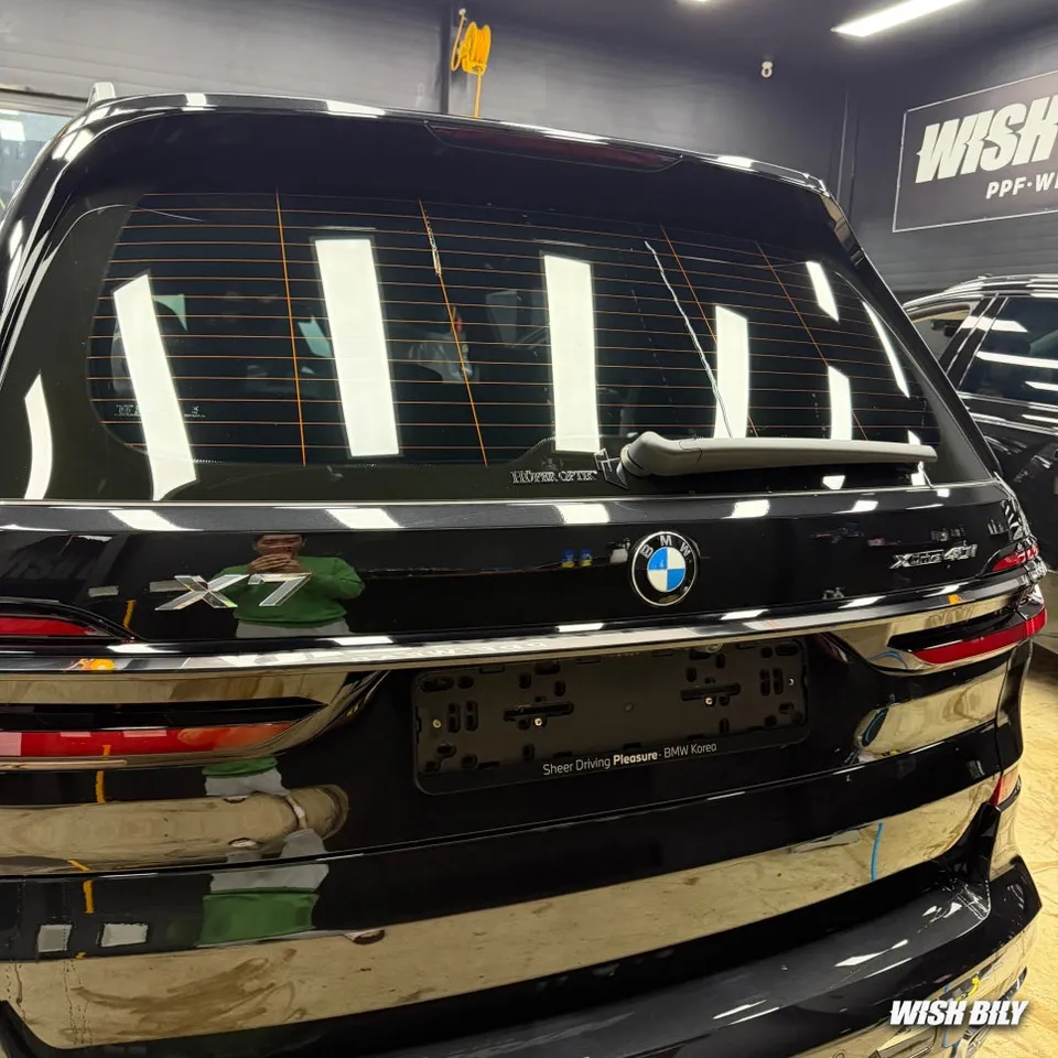 BMW X7 chrome delete - BMW X7 Chrome Delete Review — Achieve All-Black Style photo 3
