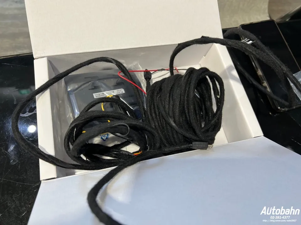 BMW 520d dash cam - BMW 520d G30 Dash Cam Installation Review photo 6