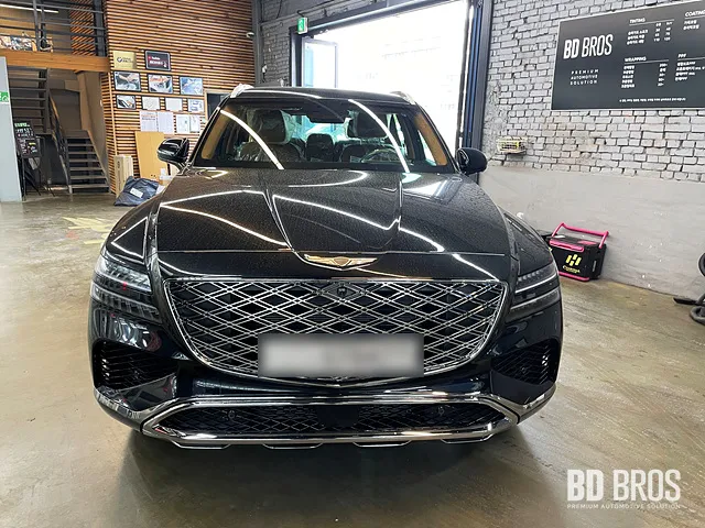 Genesis GV80のカーフィルム施工事例｜費用目安と仕上がり 施工写真 2-2