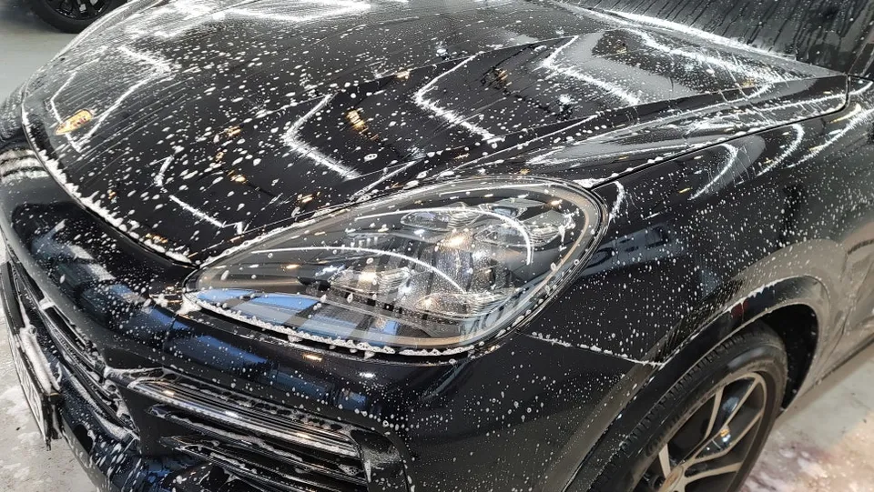 Porsche Cayenne PPF施工事例|費用目安と仕上がり 施工写真 3-3
