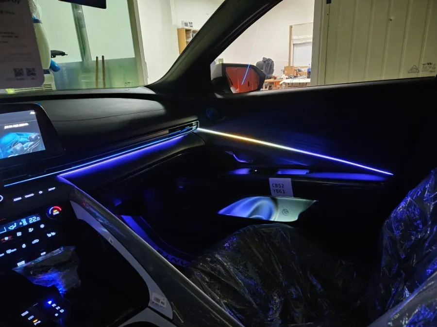 Hyundai Elantra CN7 ambient lighting - Hyundai Elantra CN7 Ambient Lighting Review photo 4