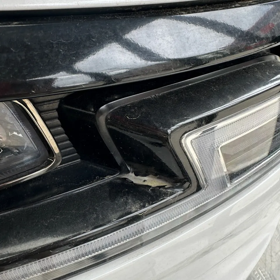 Kia Carnival 4th Genのカーラッピング事例 施工写真 4-1