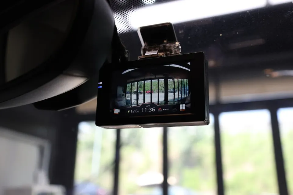 BMW X1 dash cam - BMW X1 Dash Cam Installation - FineVu Upgrade photo 7