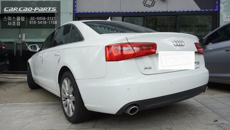 Audi A6のAndroid Auto・CarPlay取付事例 施工写真 4-2
