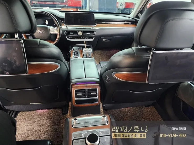 Kia K900のカーラッピング事例 施工写真 4-1