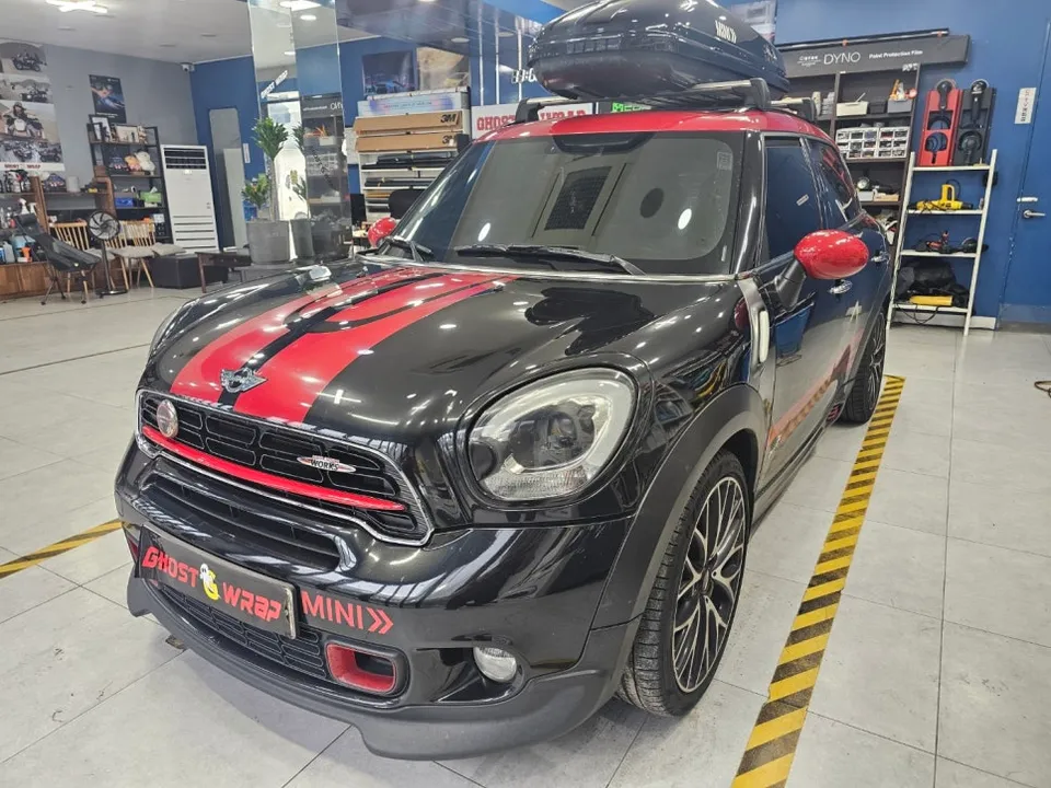 MINI Countryman vinyl wrap - MINI Countryman Vinyl Wrap Review: Before & After Results photo 3
