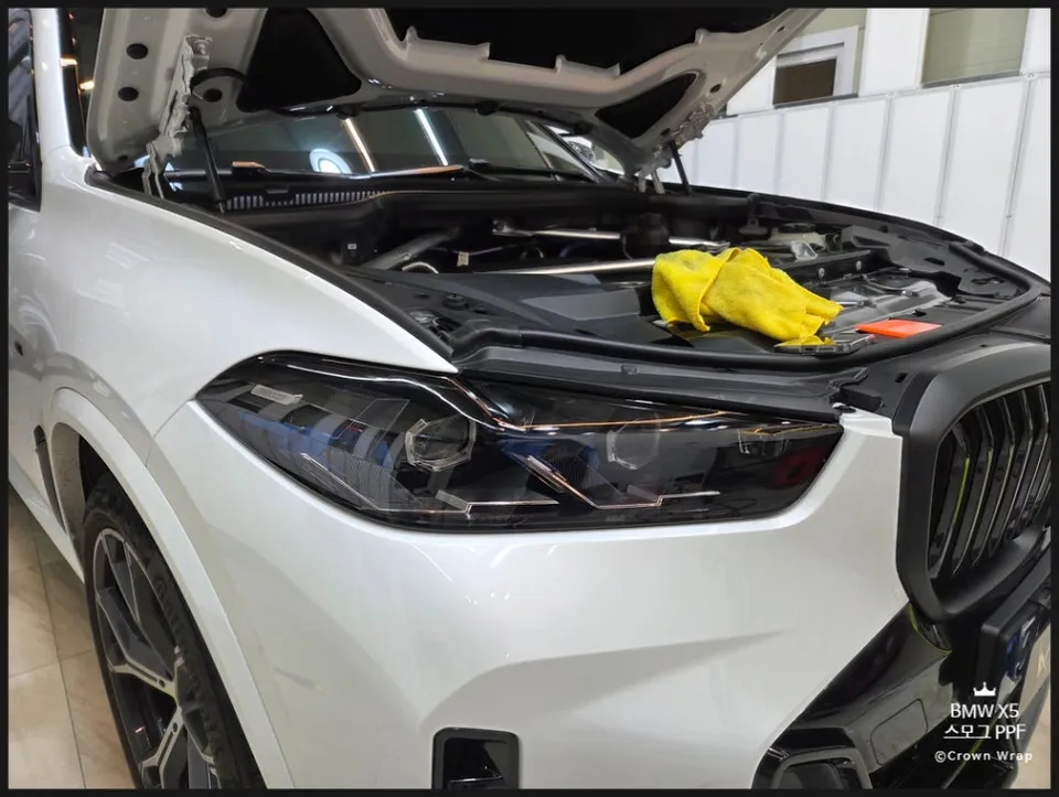 BMW X5のPPF施工事例 施工写真 2-2