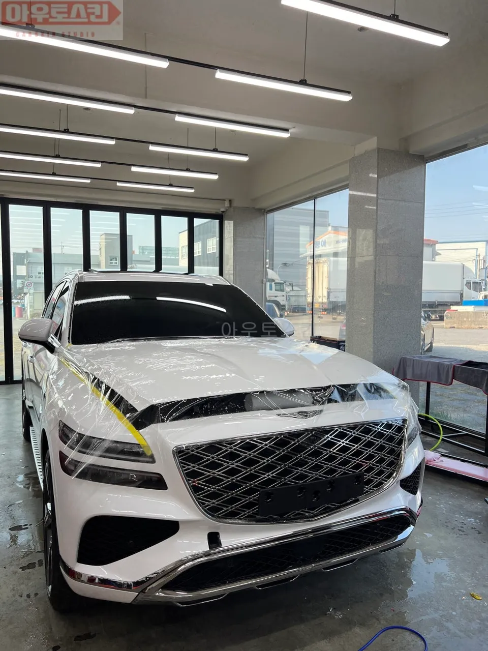 Genesis GV80 PPF施工事例|韓国での実例紹介 施工写真 1-2