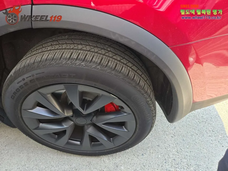 Tesla Model X wheel repair installation result
