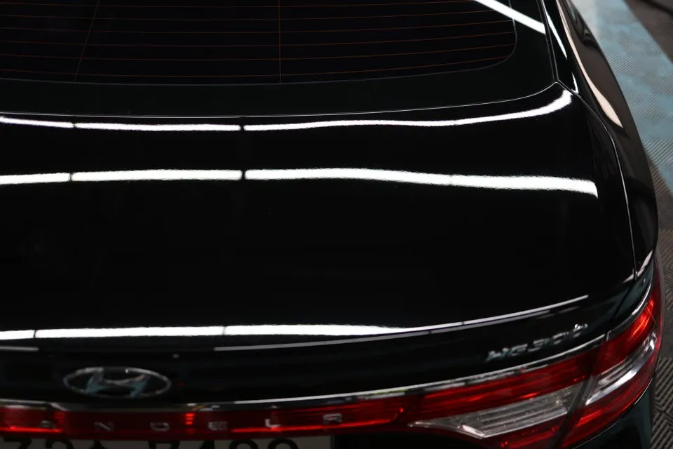 Hyundai Azeraのガラスコーティング事例|費用目安・仕上がり 施工写真 2-2