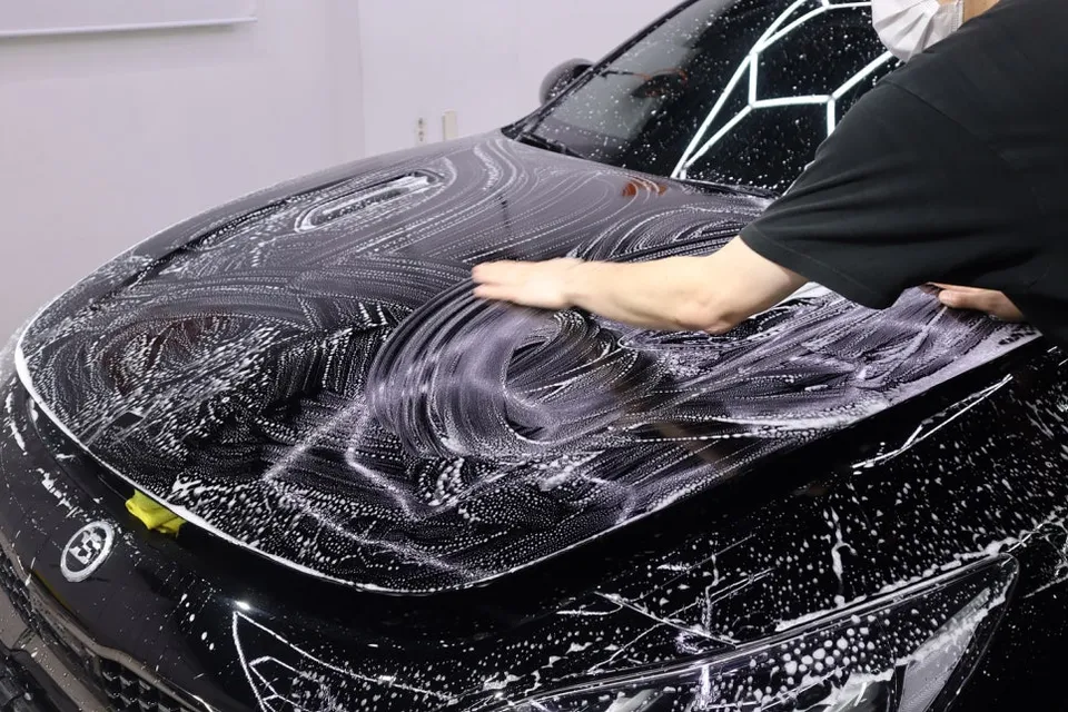Kia StingerのPPF施工事例|費用目安と仕上がり 施工写真 3-2