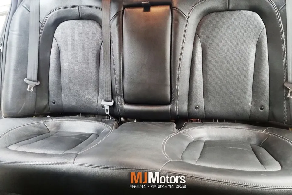 Kia K5 Leather Seat Replacement Review - Like New Before
