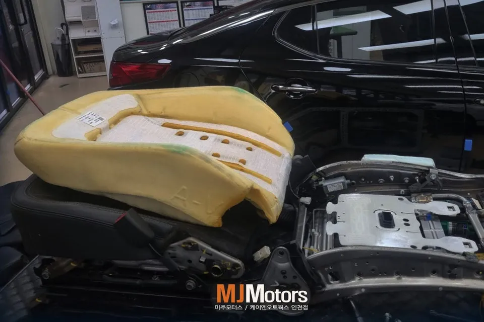 Kia K5 Leather Seat Replacement Review - Like New photo 7