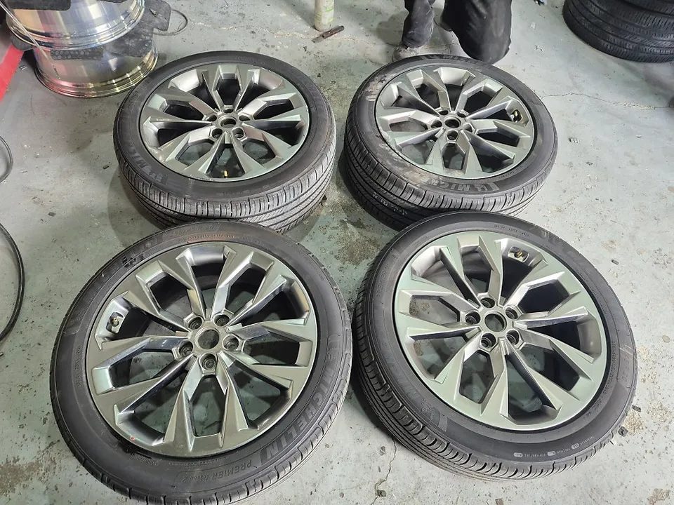Kia Sorento Wheel Repair & Painting Review photo 3