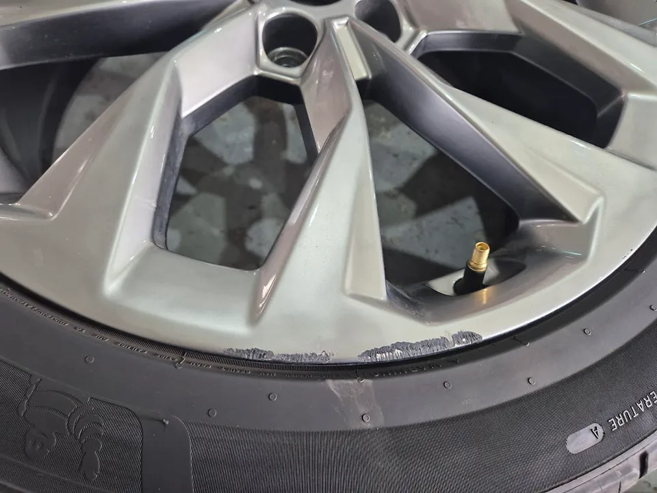 Kia Sorento wheel repair - Kia Sorento Wheel Repair & Painting Review photo 4