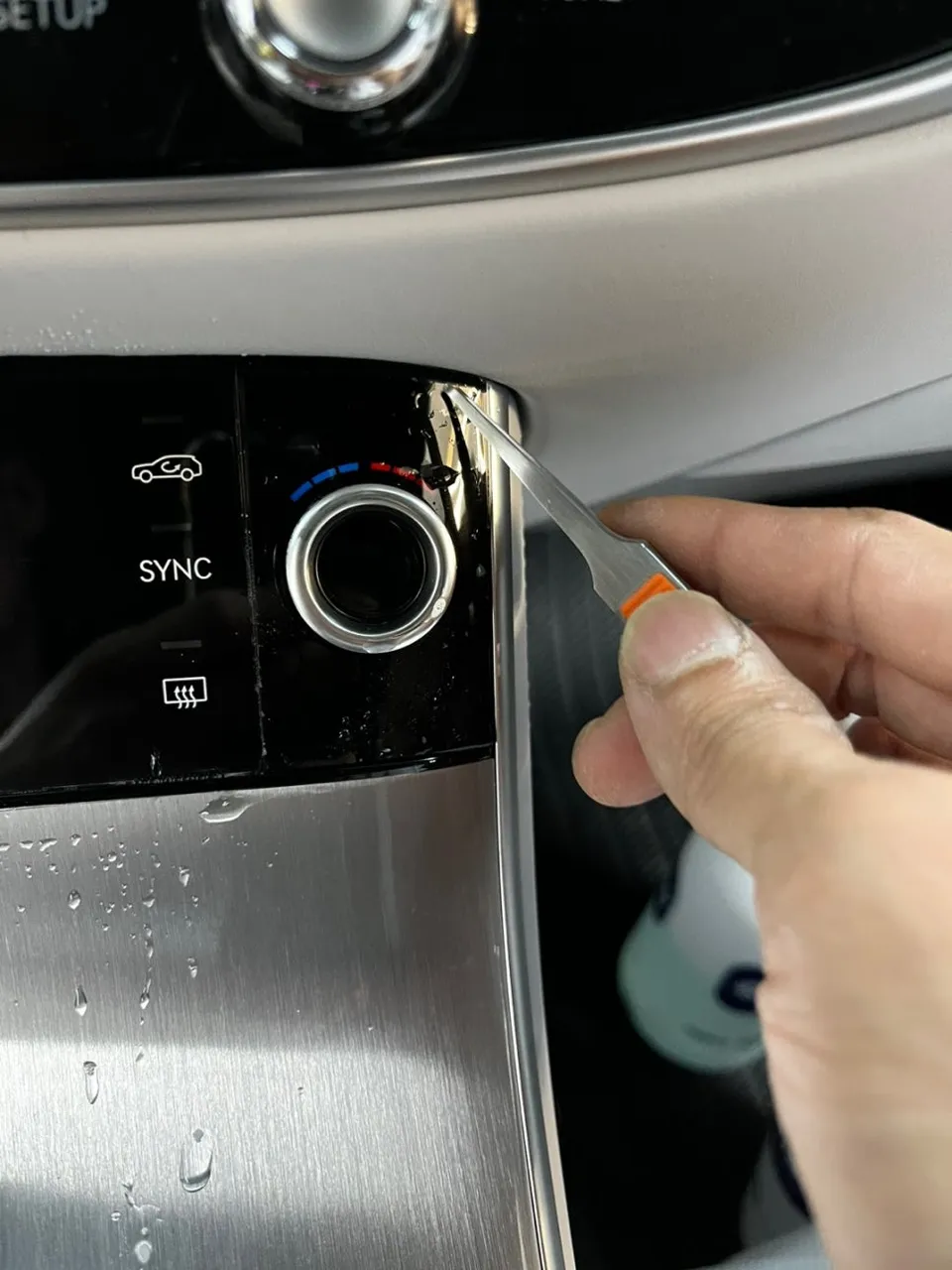 Genesis GV70のPPF施工事例｜傷防止と高級感維持 施工写真 3-1