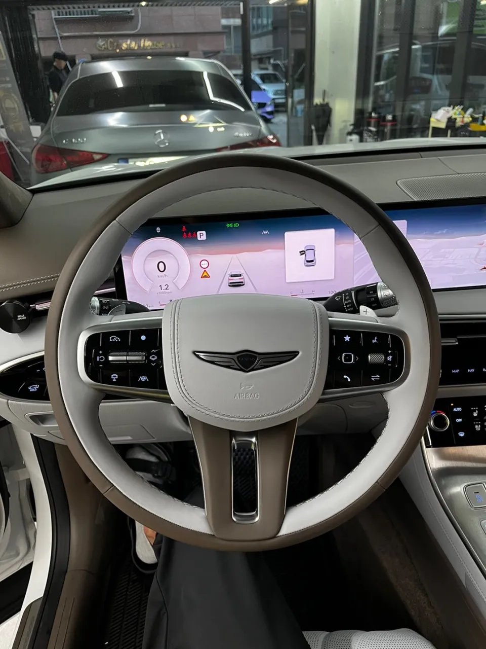 Genesis GV70のPPF施工事例｜傷防止と高級感維持 施工写真 1-3