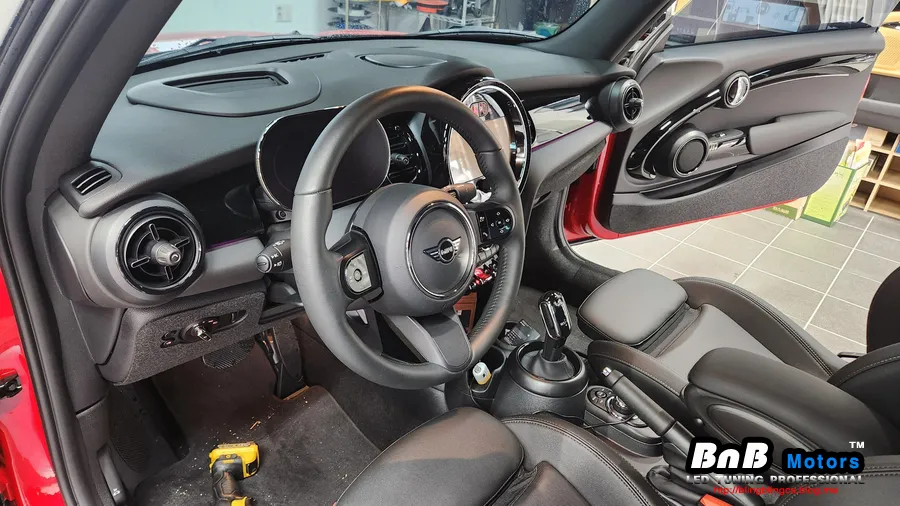 MINI MINI Cooper ambient lighting - MINI MINI Cooper Ambient Lighting Retrofit Review photo 3