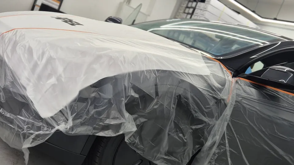 Tesla Model YのPPF施工事例|費用目安と仕上がり 施工写真 2-3