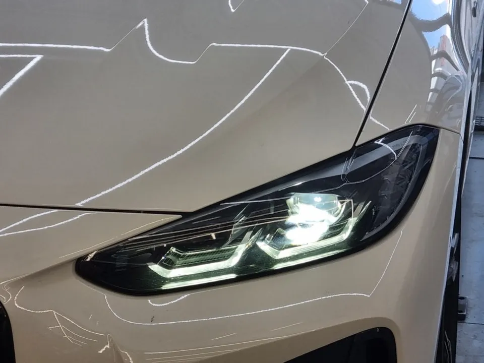 BMW 4 Series G22 ambient lighting - BMW 4 Series G22 Ambient Lighting Review — Crystal Upgrade photo 3